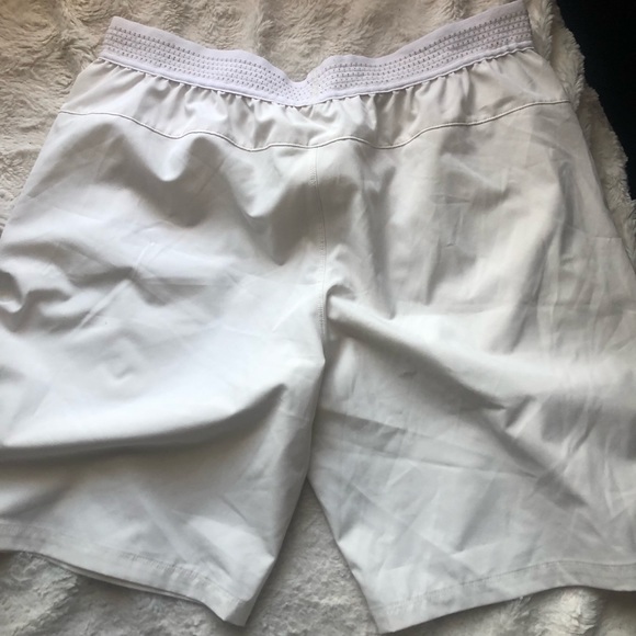 Mens fabletics shorts - Picture 2 of 4